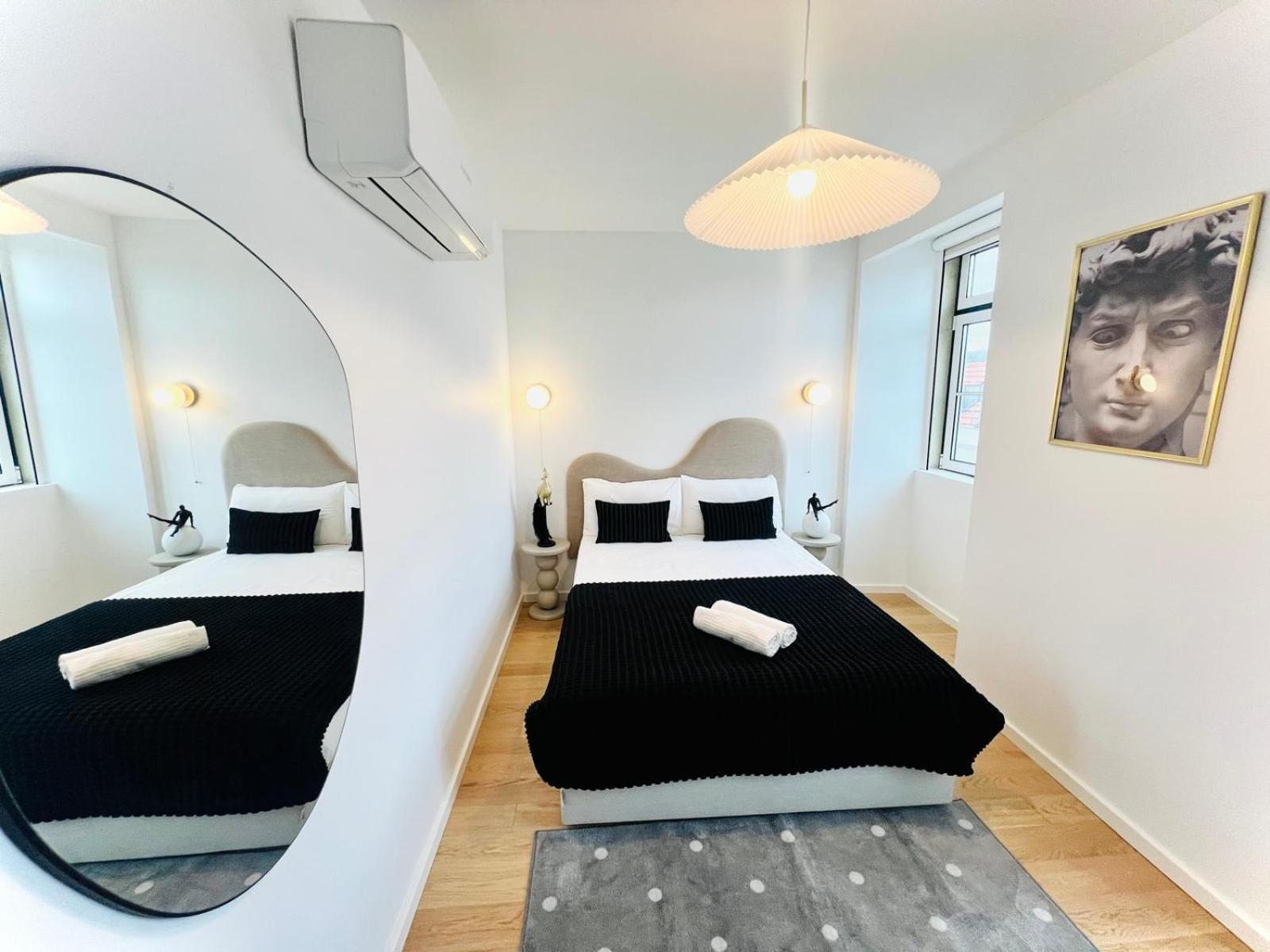 Pink House Ii Beautiful 2 Bedroom Flat In City Center * Lisbon